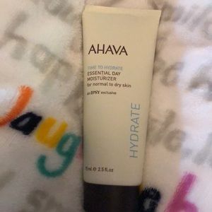 AHAVA Essential Day Moisturizer